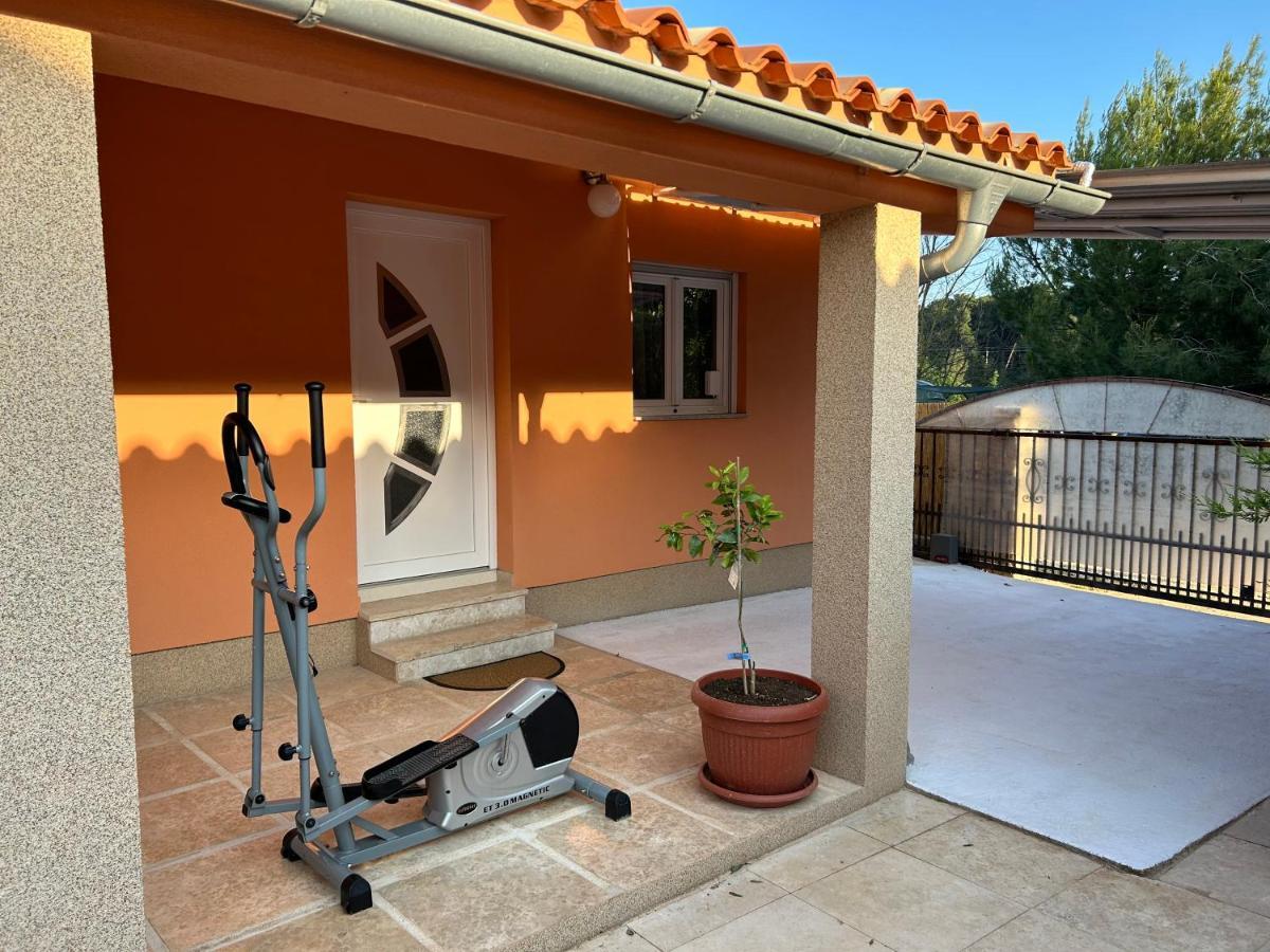 Vila Dora House With Wifi And Outdoor Swimming Pool Pula Exteriér fotografie